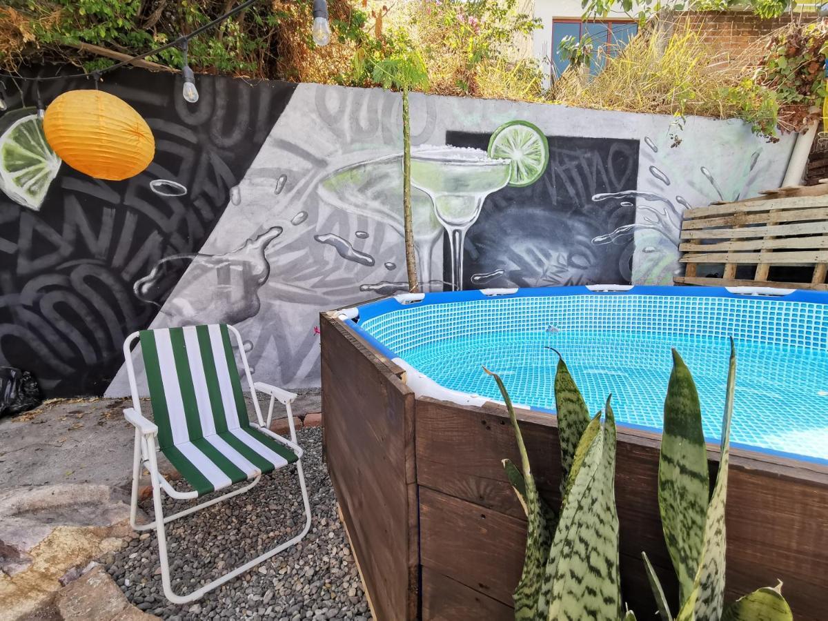 Margaritas Hostel Пуэрто-Вальярта Экстерьер фото